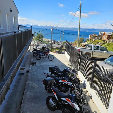 Dpto Amplio Con Vista A La Bahia Daire Ushuaia Dış mekan fotoğraf