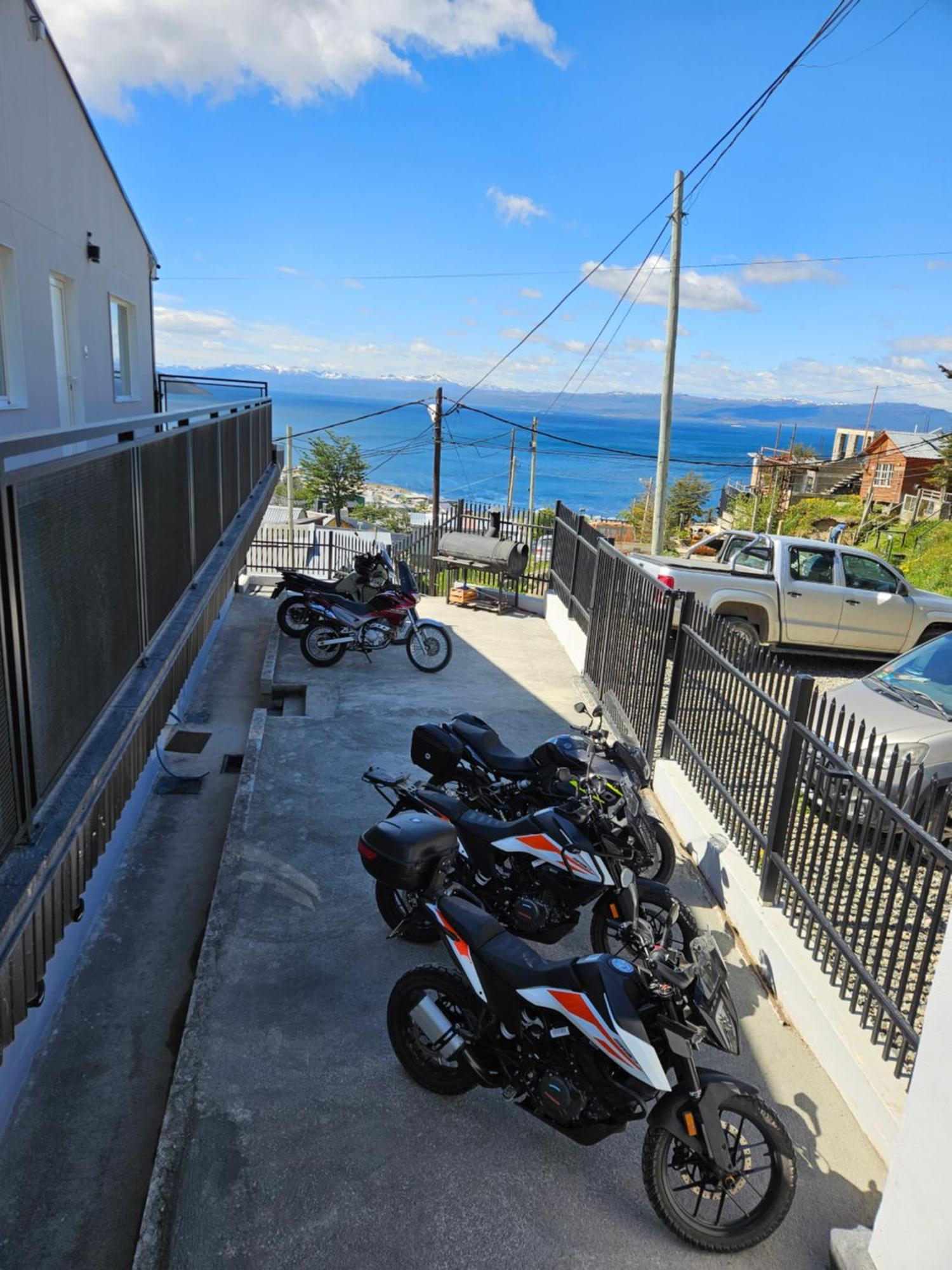 Dpto Amplio Con Vista A La Bahia Daire Ushuaia Dış mekan fotoğraf