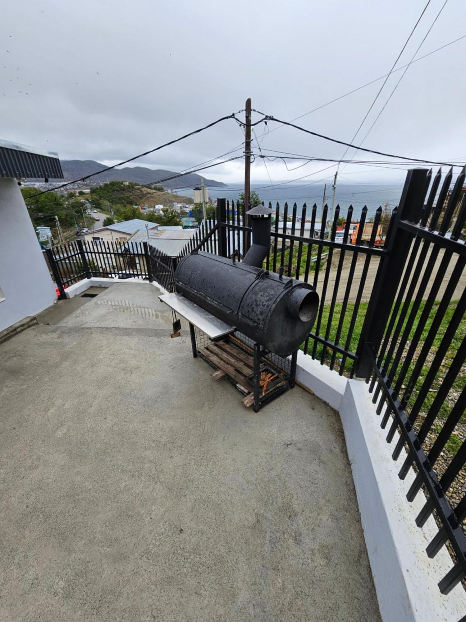 Dpto Amplio Con Vista A La Bahia Daire Ushuaia Dış mekan fotoğraf